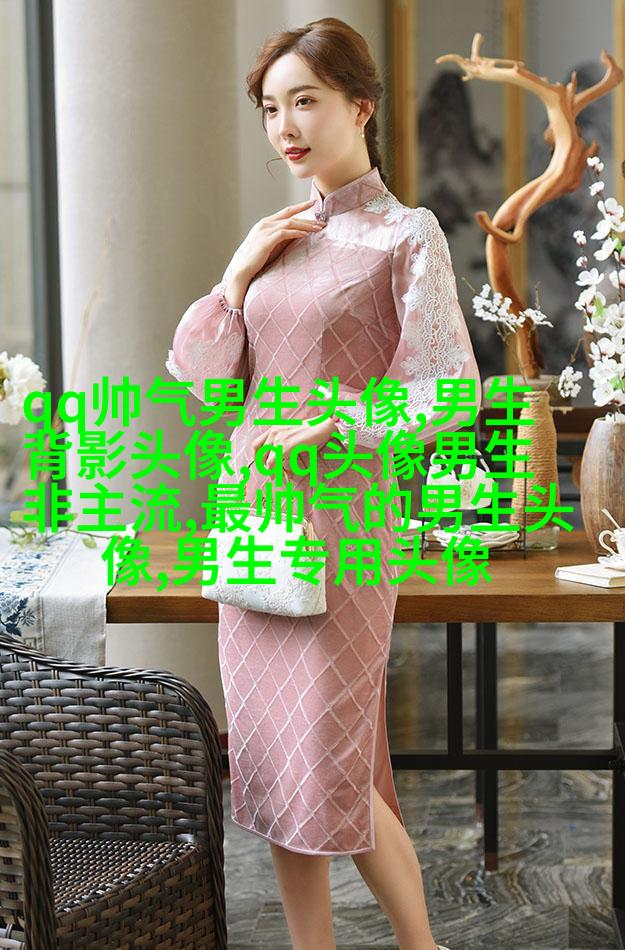 男生用手机的头像(精选38张)